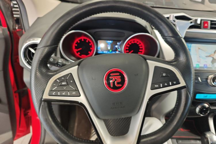 Used BYD Yuan 2016 1.5L Automatic Luxury Version Steering Wheel
