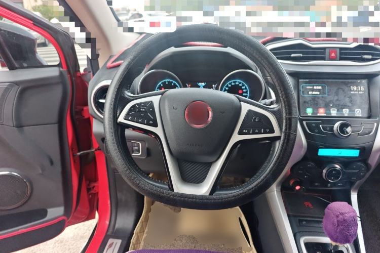 Used BYD Yuan 2016 1.5L Automatic Luxury Version Steering Wheel