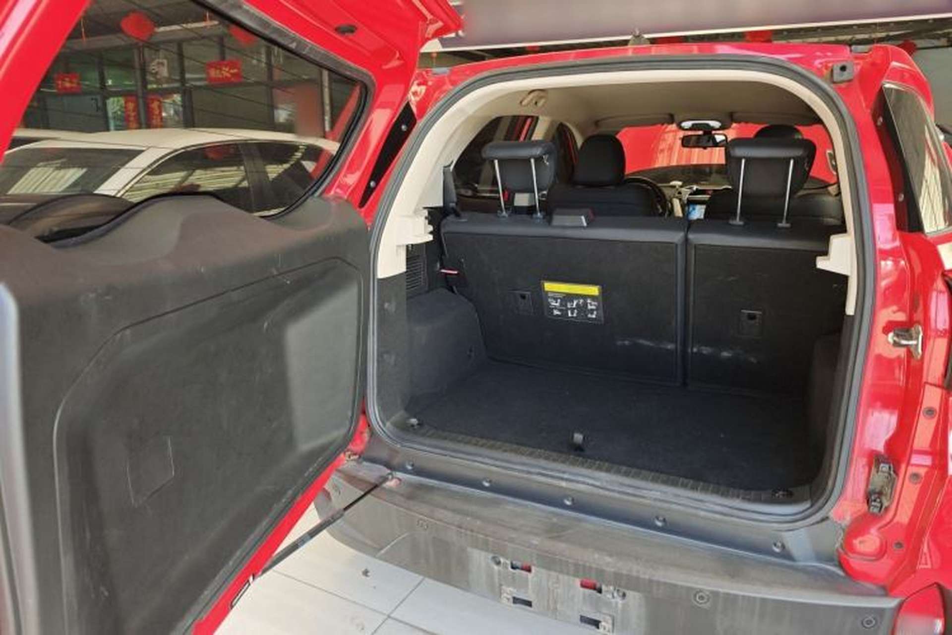 Used BYD Yuan 2016 1.5L Automatic Luxury Version Trunk