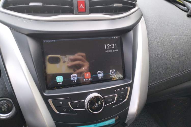 Used BYD Yuan 2016 1.5L Automatic Luxury Version Audio And AC Panel