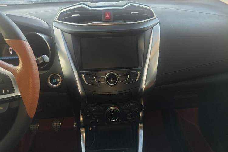 Used BYD Yuan 2016 1.5L Manual Luxury Model Audio And AC Panel