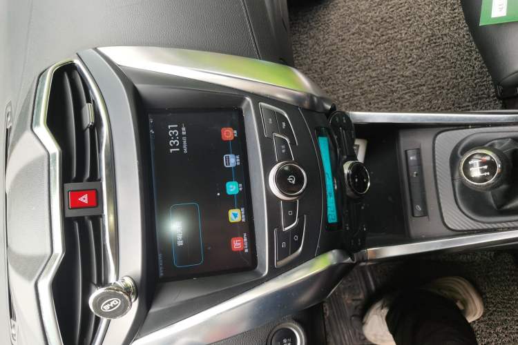 Used BYD Yuan 2016 1.5L Manual Luxury Model Audio And AC Panel