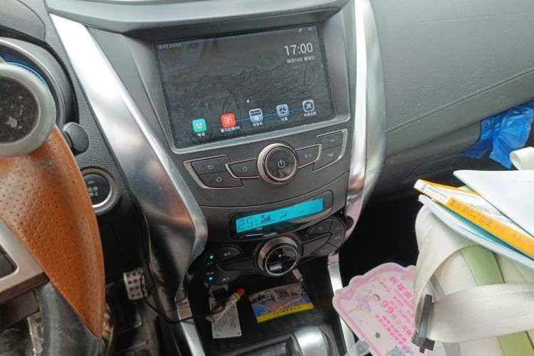 Used BYD Yuan 2016 1.5TID Automatic Luxury Version Audio And AC Panel