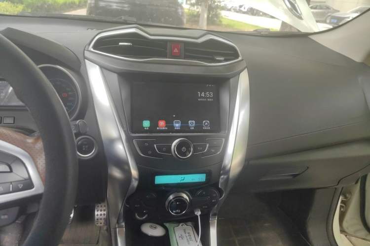 Used BYD Yuan 2016 1.5TID Automatic Luxury Version Audio And AC Panel