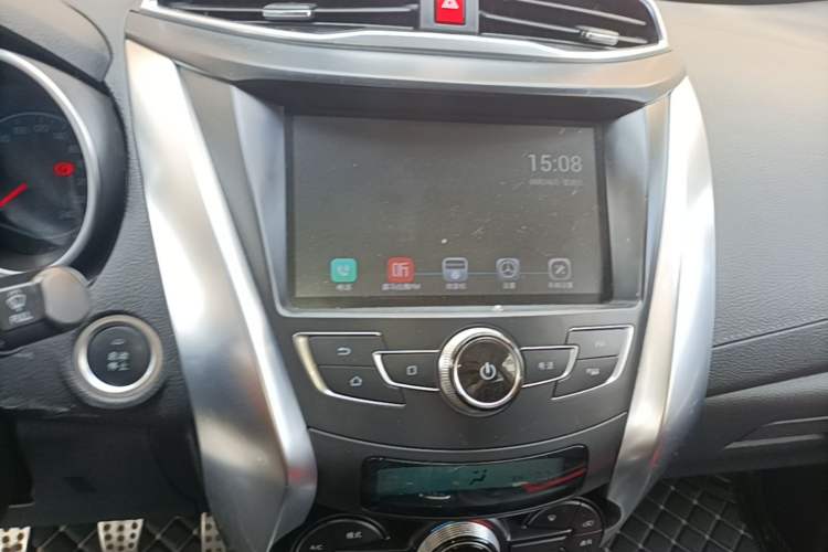 Used BYD Yuan 2016 1.5L Manual Luxury Version Audio And AC Panel