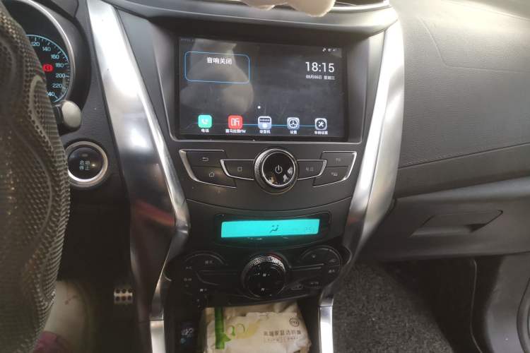 Used BYD Yuan 2016 1.5L Manual Luxury Model Audio And AC Panel