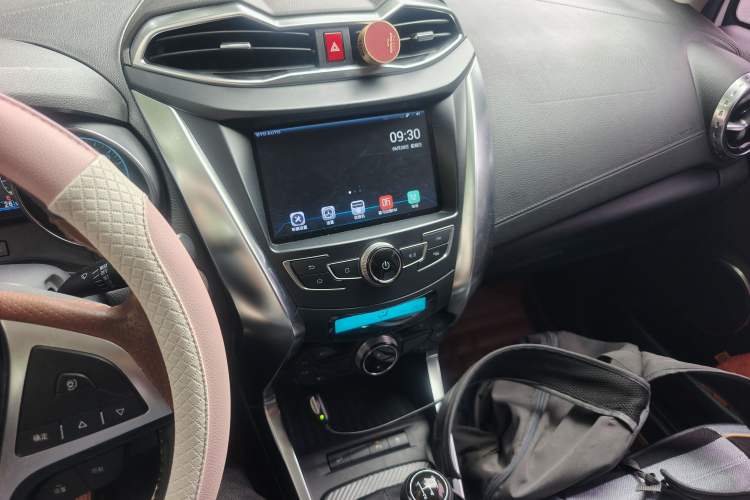 Used BYD Yuan 2016 1.5L Manual Luxury Model Audio And AC Panel