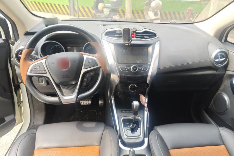 Used BYD Yuan 2016 1.5TID Automatic Prestige Model Center Console