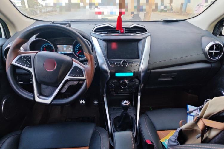 Used BYD Yuan 2016 1.5L Manual Luxury Model Center Console