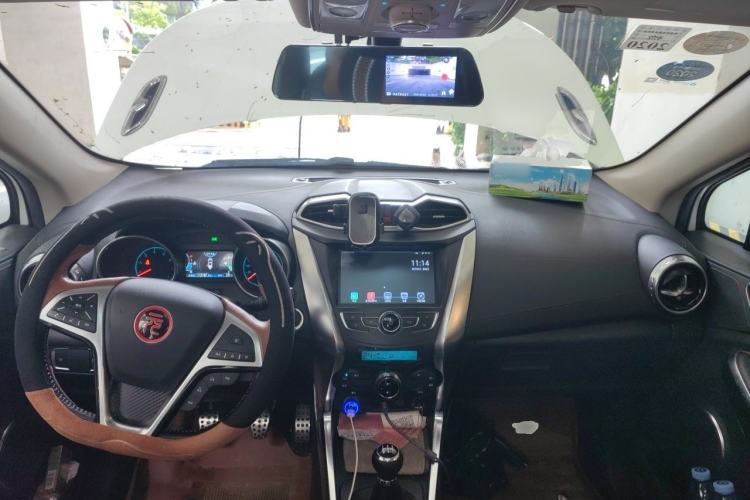 Used BYD Yuan 2016 1.5L Manual Luxury Version Center Console