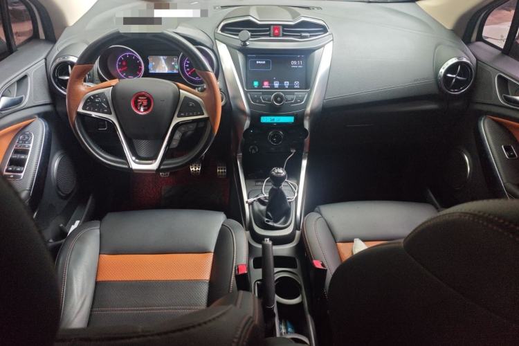 Used BYD Yuan 2016 1.5L Manual Luxury Model Center Console
