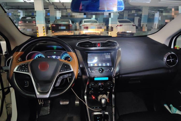 Used BYD Yuan 2016 1.5TID Automatic Luxury Version Center Console