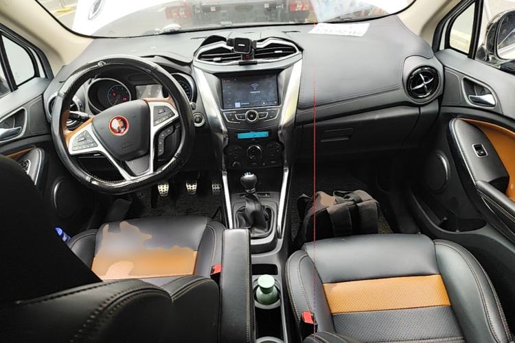 Used BYD Yuan 2016 1.5L Manual Luxury Model Center Console