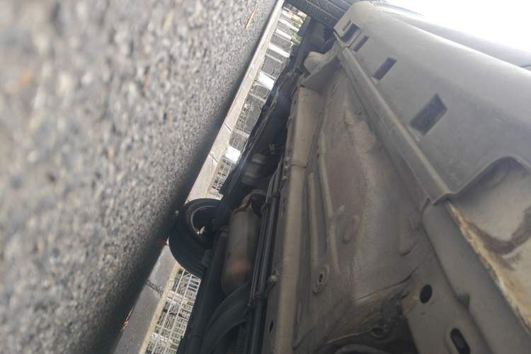 Used BYD Yuan 2016 1.5L Automatic Luxury Version Chassis Rear Left