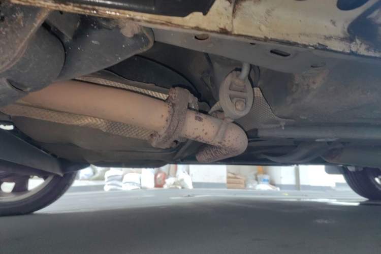 Used BYD Yuan 2016 1.5L Manual Luxury Version Chassis Rear Right
