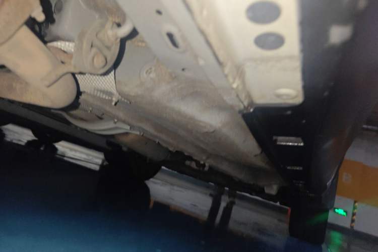 Used BYD Yuan 2016 1.5L Manual Luxury Version Chassis Rear Right