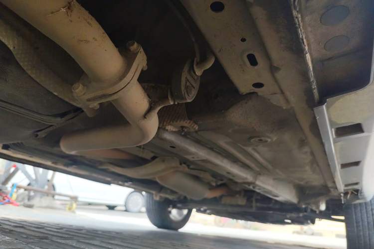 Used BYD Yuan 2016 1.5L Manual Luxury Version Chassis Rear Right