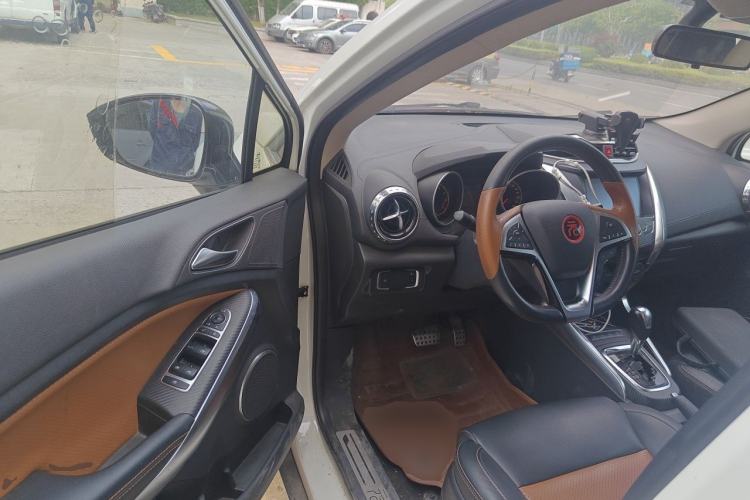 Used BYD Yuan 2016 1.5TID Automatic Luxury Version Driver Seat
