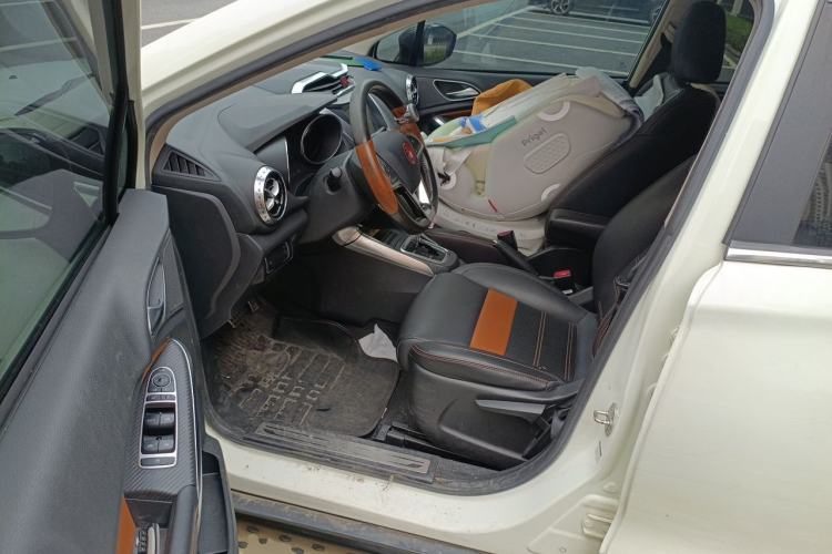 Used BYD Yuan 2016 1.5TID Automatic Luxury Version Driver Seat