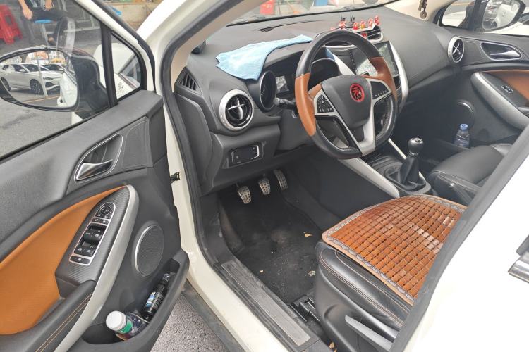 Used BYD Yuan 2016 1.5L Manual Comfort Model Driver Seat
