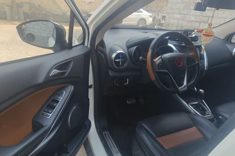 Used BYD Yuan 2016 1.5TID Automatic Luxury Version Driver Seat