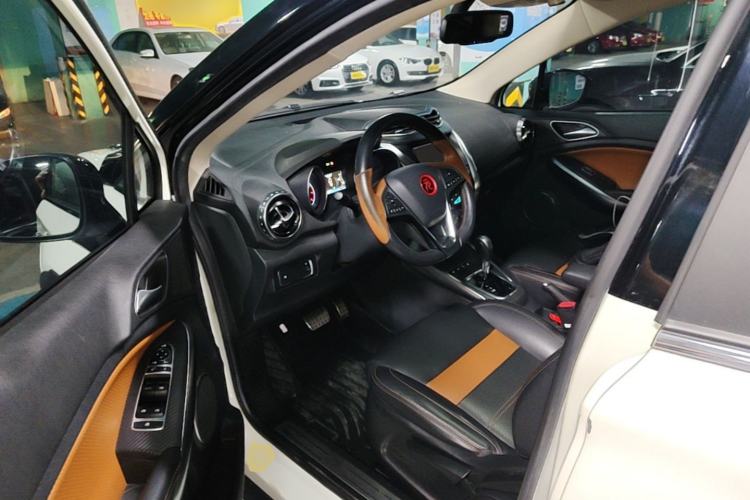 Used BYD Yuan 2016 1.5TID Automatic Prestige Model Driver Seat