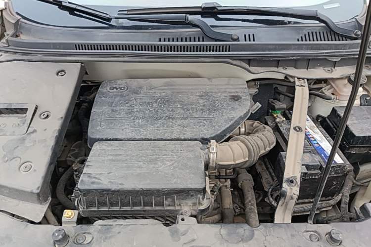 Used BYD Yuan 2016 1.5L Manual Luxury Model Engine Bay