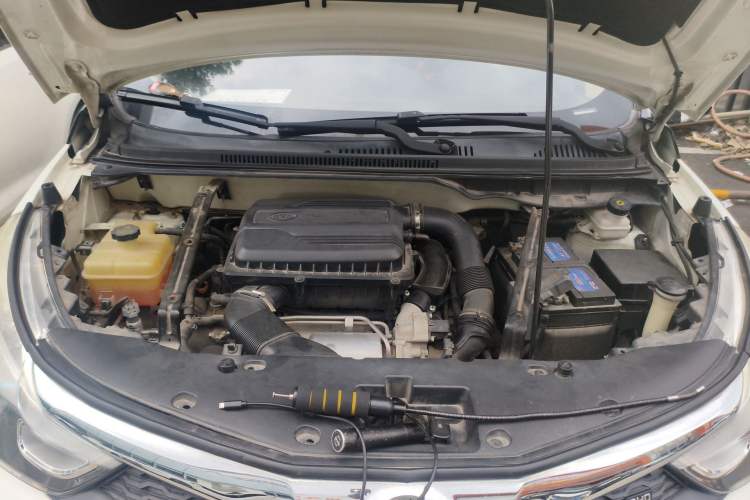 Used BYD Yuan 2016 1.5TID Automatic Flagship Model Engine Bay