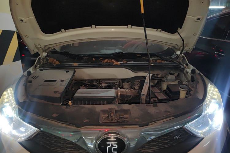 Used BYD Yuan 2016 1.5L Manual Luxury Version Engine Bay