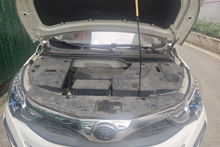 Used BYD Yuan 2016 1.5L Manual Luxury Version Engine Bay