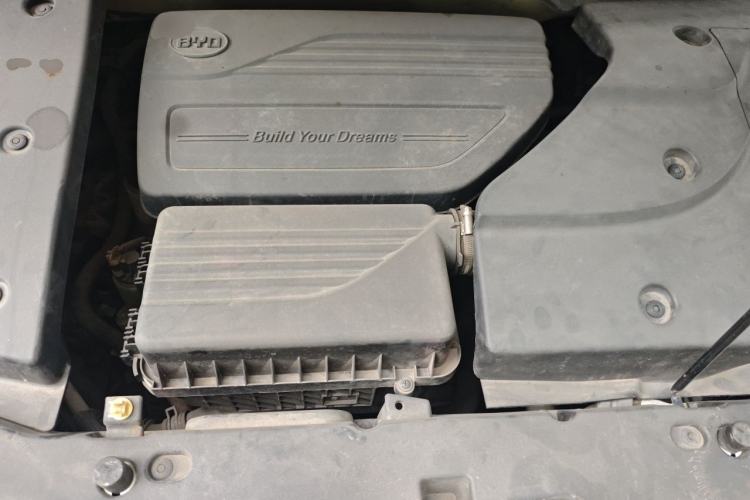 Used BYD Yuan 2016 1.5L Manual Luxury Model Engine Bay