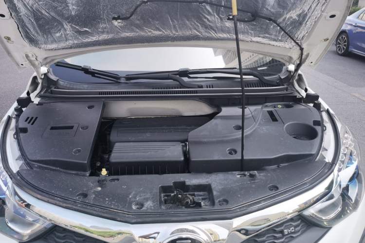 Used BYD Yuan 2016 1.5L Manual Luxury Model Engine Bay