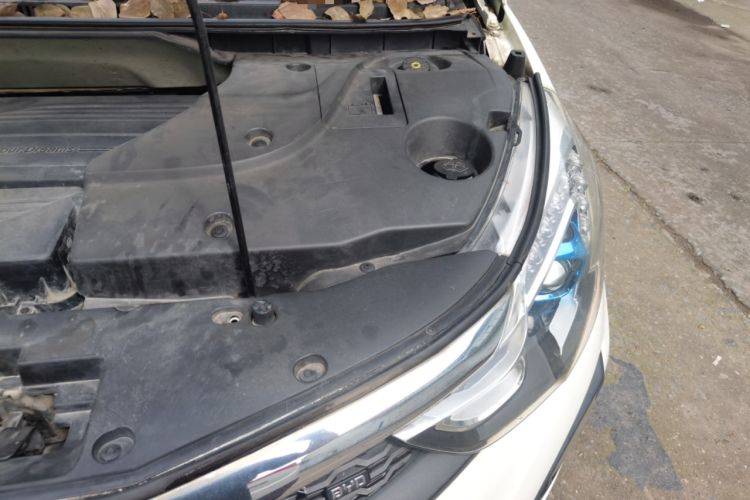 Used BYD Yuan 2016 1.5L Manual Luxury Model Engine Bay Left