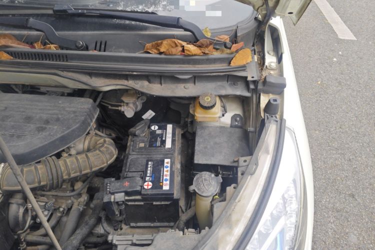 Used BYD Yuan 2016 1.5L Automatic Luxury Version Engine Bay Left