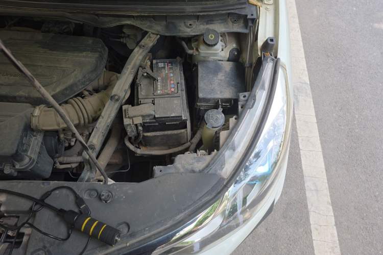Used BYD Yuan 2016 1.5L Manual Luxury Model Engine Bay Left