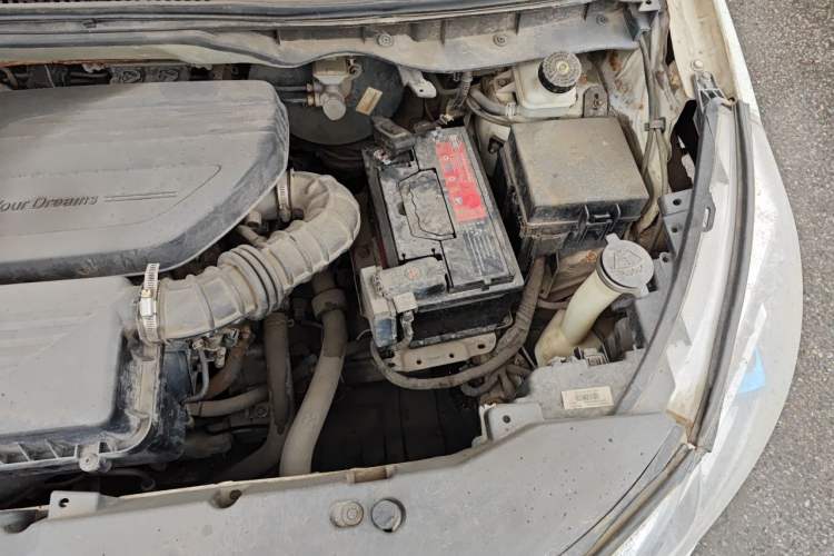 Used BYD Yuan 2016 1.5L Manual Luxury Version Engine Bay Left