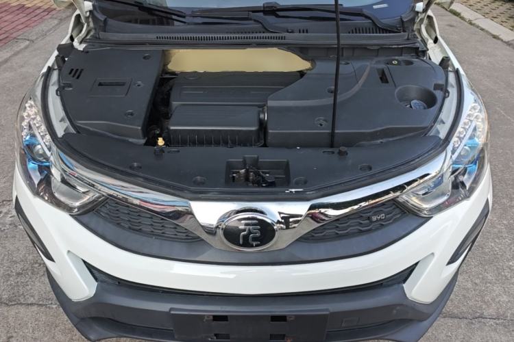 Used BYD Yuan 2016 1.5L Manual Luxury Version Engine Bay