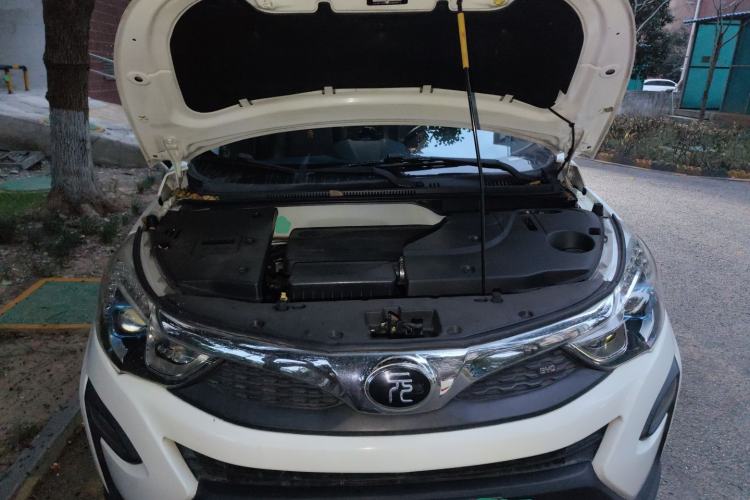 Used BYD Yuan 2016 1.5L Manual Luxury Model Engine Bay