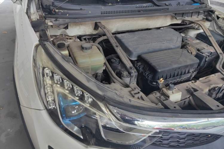 Used BYD Yuan 2016 1.5L Manual Luxury Version Engine Bay Right