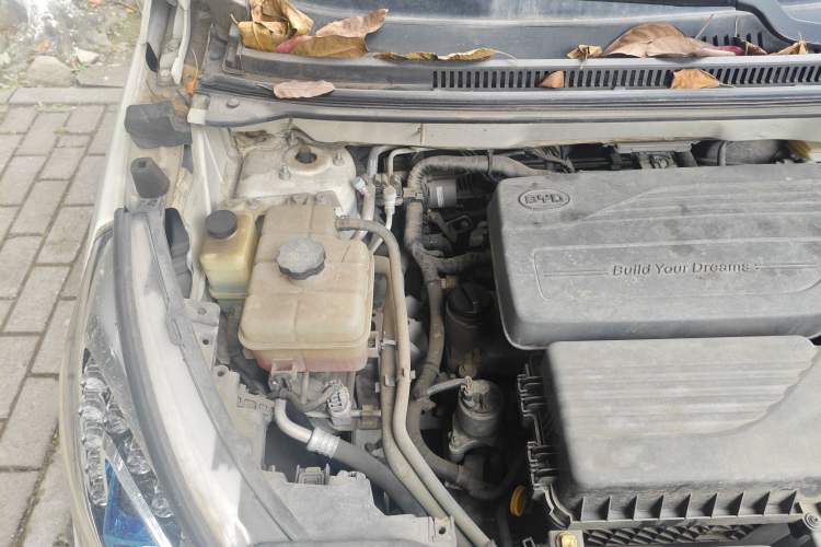 Used BYD Yuan 2016 1.5L Automatic Luxury Version Engine Bay Right