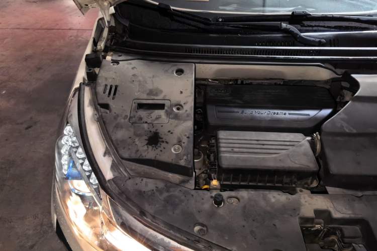 Used BYD Yuan 2016 1.5L Manual Luxury Version Engine Bay Right
