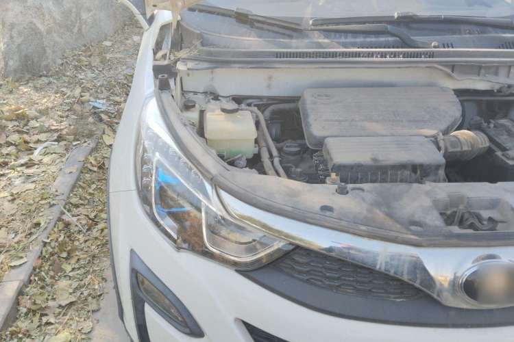 Used BYD Yuan 2016 1.5L Automatic Luxury Version Engine Bay Right