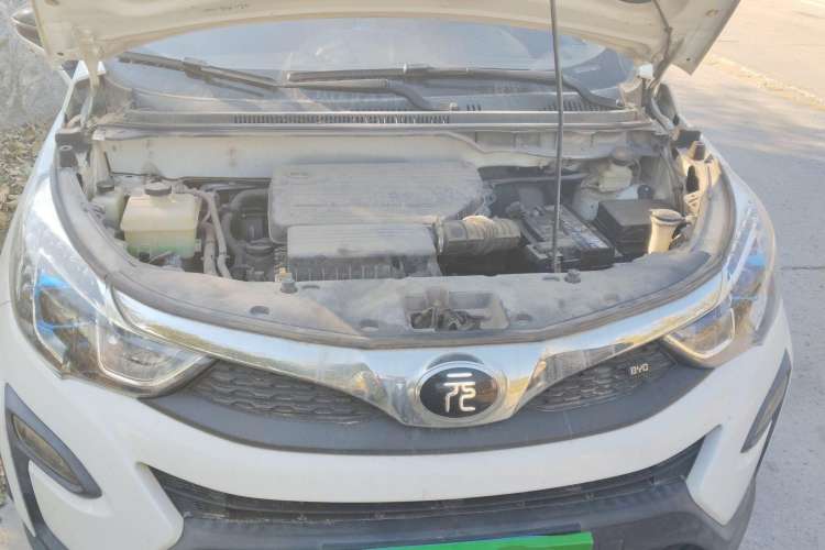 Used BYD Yuan 2016 1.5L Automatic Luxury Version Engine Bay