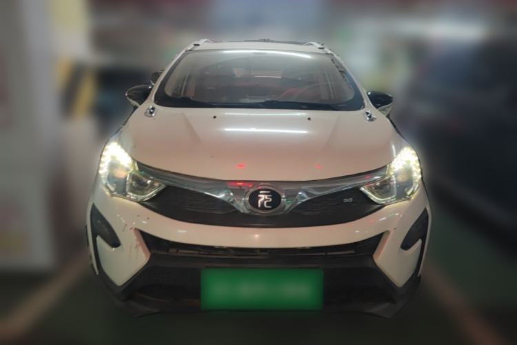 Used BYD Yuan 2016 1.5L Manual Luxury Version Exterior 1