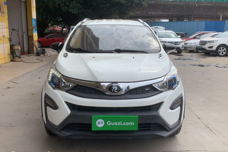 Used BYD Yuan 2016 1.5L Manual Luxury Model Exterior 1