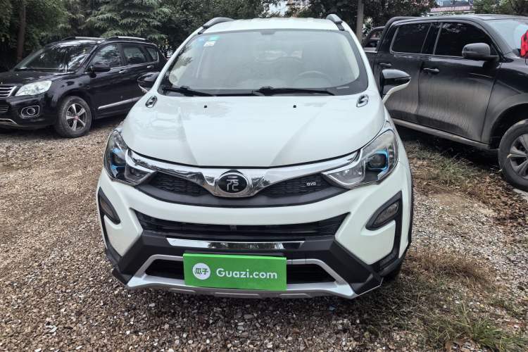 Used BYD Yuan 2016 1.5L Automatic Luxury Version Exterior 1