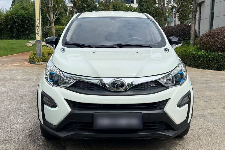 Used BYD Yuan 2016 1.5L Automatic Luxury Version Exterior 1