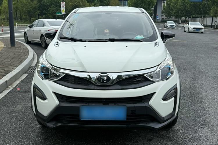 Used BYD Yuan 2016 1.5L Automatic Luxury Version Exterior 1
