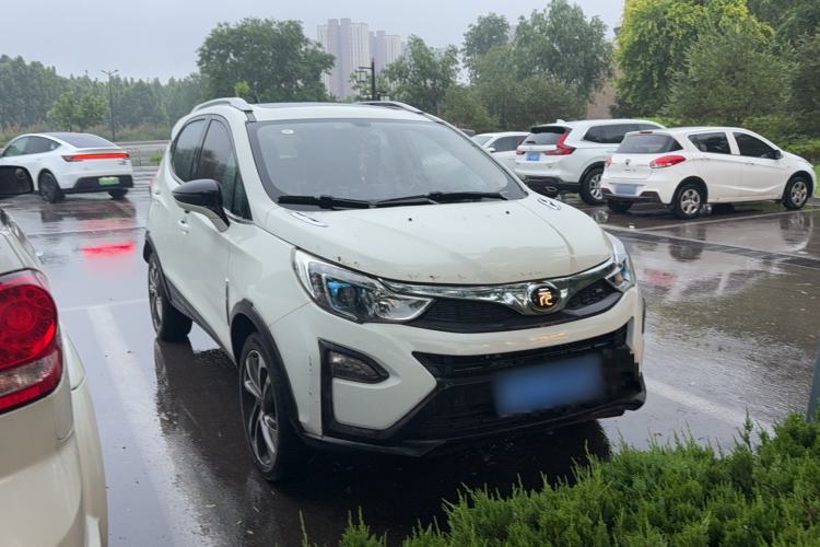 Used BYD Yuan 2016 1.5L Manual Luxury Version Exterior 2