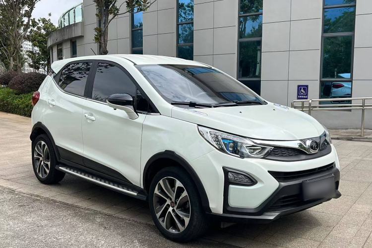 Used BYD Yuan 2016 1.5L Automatic Luxury Version Exterior 2